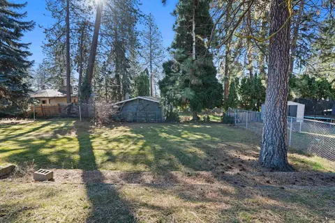 Exterior - 11224 E 18th Ave, Spokane Valley, WA 99206 photo 13 of 15
