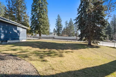 Exterior - 11224 E 18th Ave, Spokane Valley, WA 99206 photo 11 of 15