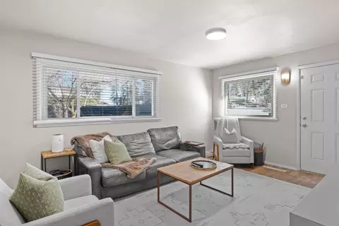 Living - 11224 E 18th Ave, Spokane Valley, WA 99206 photo 6 of 6