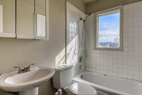 Bath - 3812 E Frederick Ave, Spokane, WA 99217 photo 1 of 1