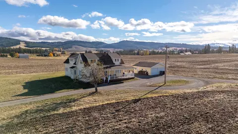 13716 E Piper Rd, Spokane, WA 99217