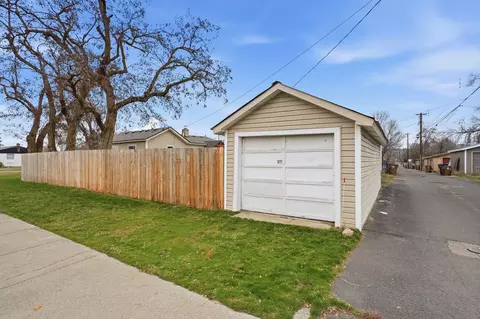 Exterior - 1602 E Central Ave, Spokane, WA 99208 photo 9 of 11