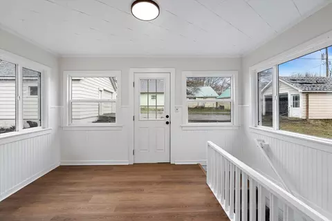 Entry Way - 320 S Crosby St, Tekoa, WA 99033 photo 3 of 3