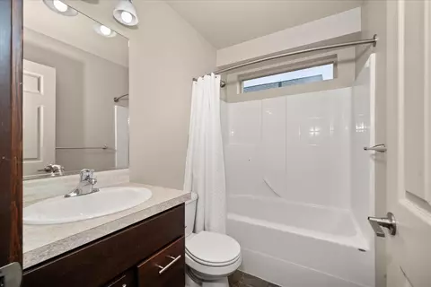 Bath - 9202 E Wabash Rd, Spokane, WA 99206 photo 1 of 6