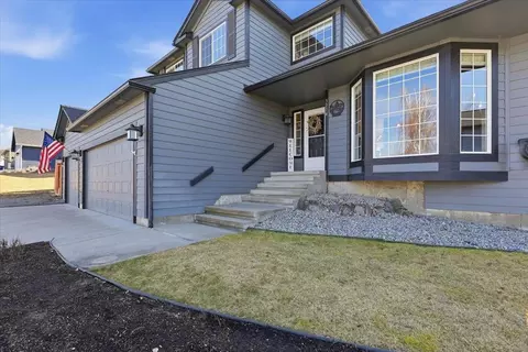 Exterior - 3014 E Pineglen Ave, Mead, WA 99021 photo 3 of 8