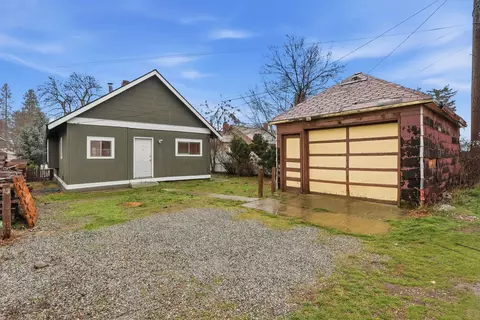Exterior - 628 E Longfellow Ave, Spokane, WA 99207 photo 9 of 9