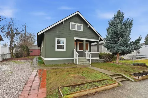 Exterior - 628 E Longfellow Ave, Spokane, WA 99207 photo 3 of 9