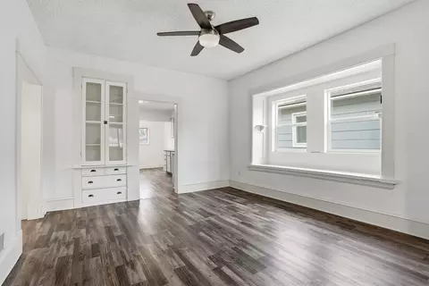 Living - 628 E Longfellow Ave, Spokane, WA 99207 photo 4 of 6