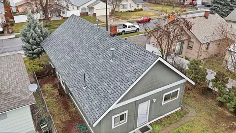 View/Area - 628 E Longfellow Ave, Spokane, WA 99207 photo 2 of 2