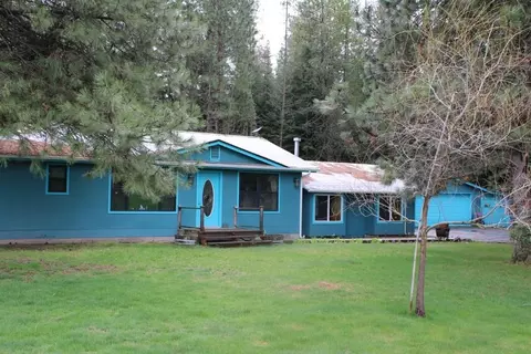 4851 Whittier Rd, Clayton, WA 99110