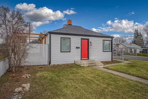 727 E Crown Ave, Spokane, WA 99207