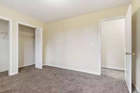 Bedroom - 923 E Walton Ave, Spokane, WA 99207 photo 3 of 6
