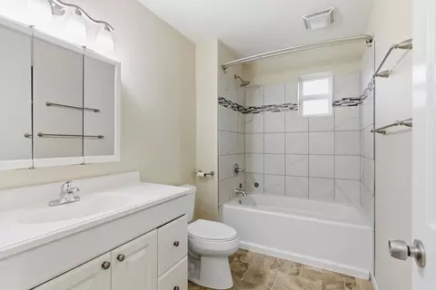 Bath - 923 E Walton Ave, Spokane, WA 99207 photo 1 of 1