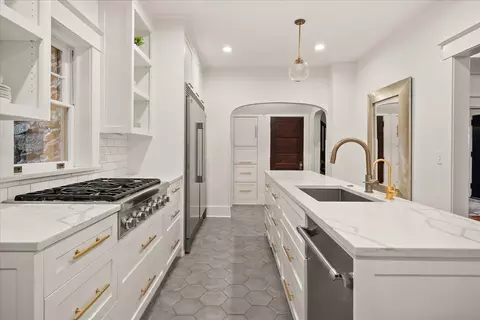 Kitchen - 520 E 11th Ave, Spokane, WA 99202 photo 4 of 4