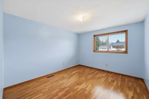Bedroom - 7147 N Fleming St, Spokane, WA 99208 photo 4 of 5