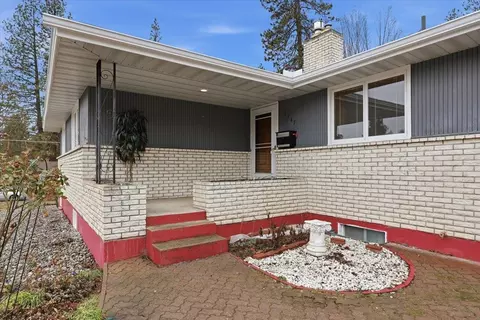 7147 N Fleming St, Spokane, WA 99208