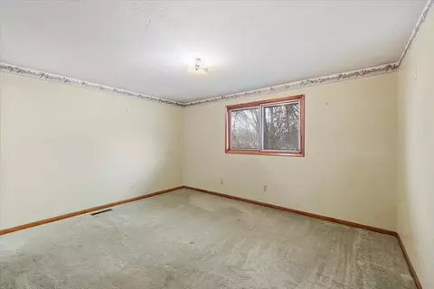 Bedroom - 7147 N Fleming St, Spokane, WA 99208 photo 2 of 5