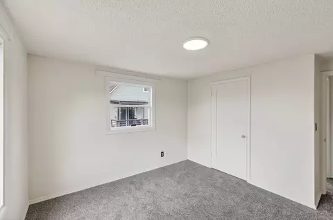 Bedroom - 1517 E Sanson Ave, Spokane, WA 99207 photo 5 of 6