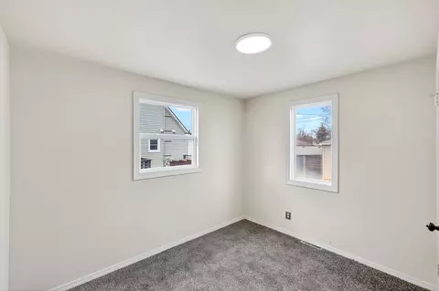 Bedroom - 1517 E Sanson Ave, Spokane, WA 99207 photo 1 of 6