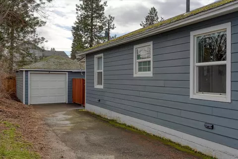 Exterior - 3134 E 30th Ave, Spokane, WA 99223 photo 5 of 14