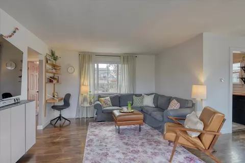 Living - 3134 E 30th Ave, Spokane, WA 99223 photo 2 of 4