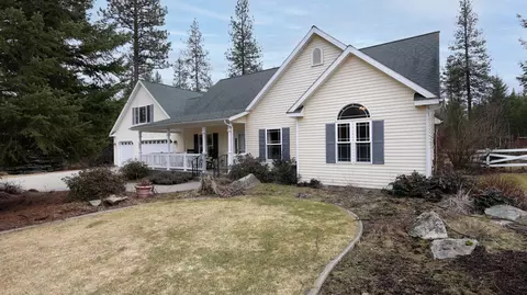 202 Glendale Dr, Newport, WA 99156