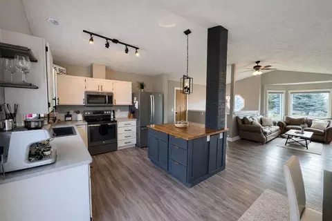 Kitchen - 517 E Westcrest Ave, Colbert, WA 99005 photo 1 of 3