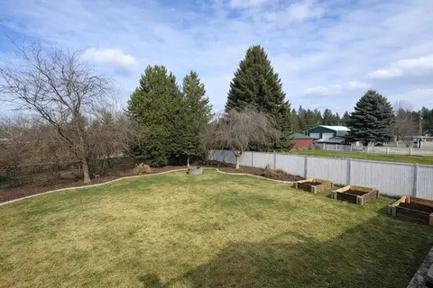 Exterior - 517 E Westcrest Ave, Colbert, WA 99005 photo 4 of 6