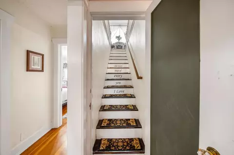 Entry Way - 2517 E Illinois Ave, Spokane, WA 99207 photo 3 of 9