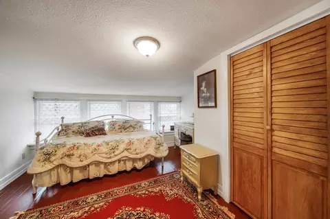 Bedroom - 2517 E Illinois Ave, Spokane, WA 99207 photo 3 of 4