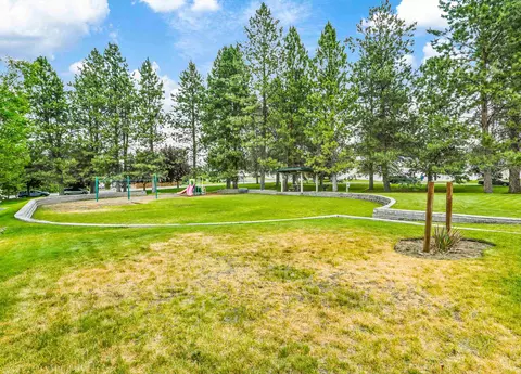 Exterior - 9906 E 17th Ln, Spokane Valley, WA 99206 photo 3 of 7