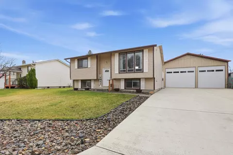 18104 E Maxwell Ave, Spokane Valley, WA 99016