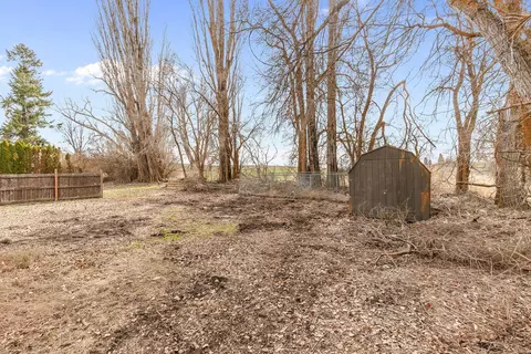 Exterior - 205 E 1st Ave, Spangle, WA 99031 photo 3 of 8