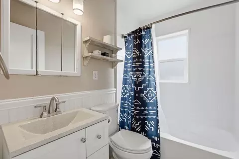 Bath - 2318 E Columbia Ave, Spokane, WA 99208 photo 3 of 3