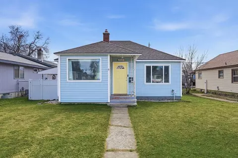 2318 E Columbia Ave, Spokane, WA 99208