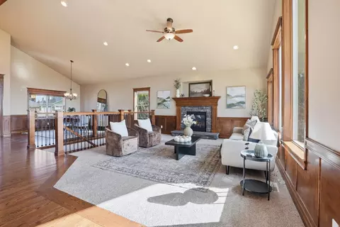 Living - 1228 E Fireside Ln, Spokane, WA 99208 photo 2 of 5