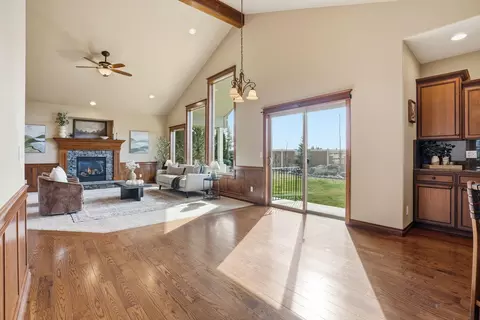 Living - 1228 E Fireside Ln, Spokane, WA 99208 photo 4 of 5