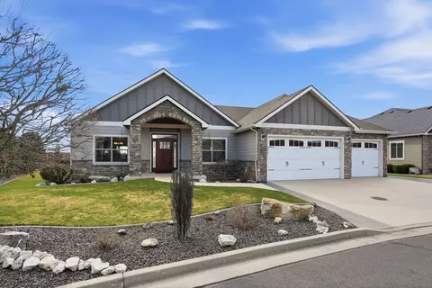 Exterior - 1228 E Fireside Ln, Spokane, WA 99208 photo 2 of 6