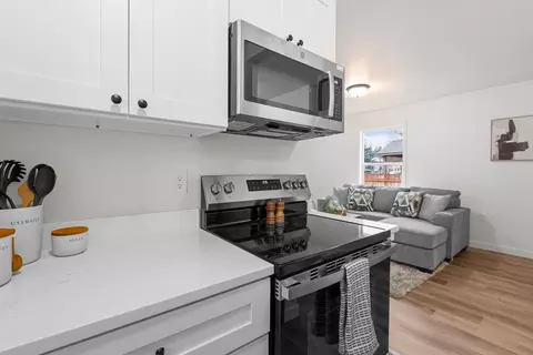 Kitchen - 2317 E 6th Ave, Spokane, WA 99202 photo 2 of 2