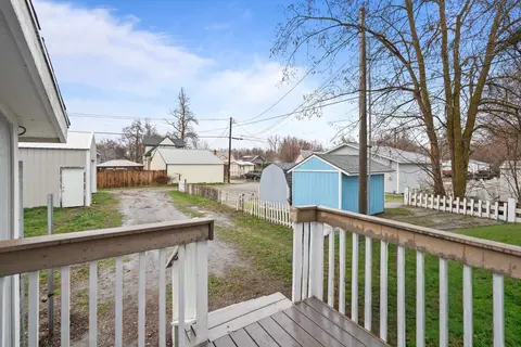 Exterior - 2317 E 6th Ave, Spokane, WA 99202 photo 3 of 8