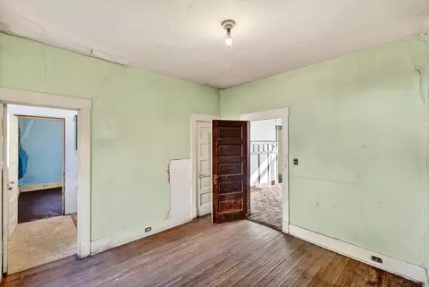 Bedroom - 953 E Ninth Ave, Spokane, WA 99202 photo 4 of 8
