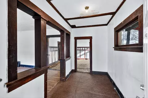 Entry Way - 953 E Ninth Ave, Spokane, WA 99202 photo 1 of 6