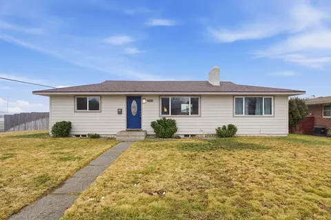 5820 N Fotheringham St, Spokane, WA 99205