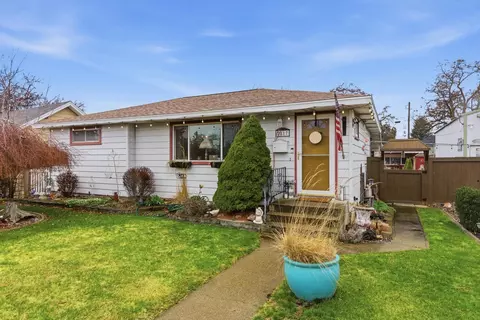 2817 N Lee St, Spokane, WA 99207