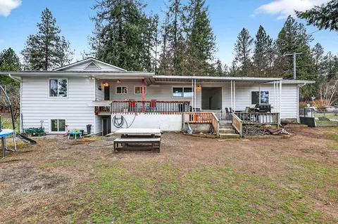 Exterior - 4301 E 16th Ave, Spokane, WA 99223 photo 6 of 13