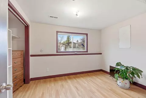 Bedroom - 4020 E 34th Ave, Spokane, WA 99223 photo 8 of 9