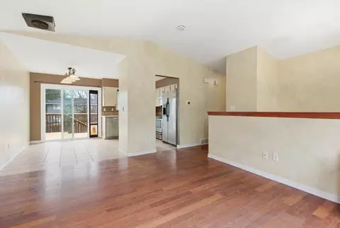 Living - 4020 E 34th Ave, Spokane, WA 99223 photo 5 of 7