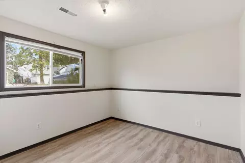 Bedroom - 4020 E 34th Ave, Spokane, WA 99223 photo 6 of 9