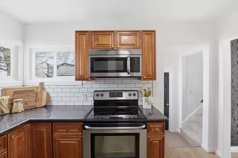 Kitchen - 12609 E Main Ave, Spokane Valley, WA 99216 photo 2 of 2