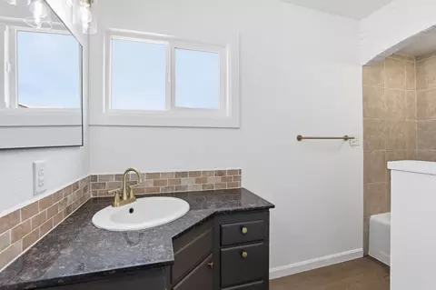 Bath - 12609 E Main Ave, Spokane Valley, WA 99216 photo 1 of 3